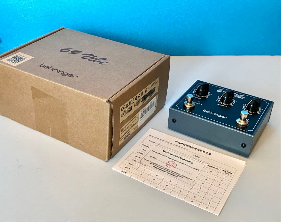 新品同様　Behringer 69Vibe ユニヴァイブ エフェクター コーラス
