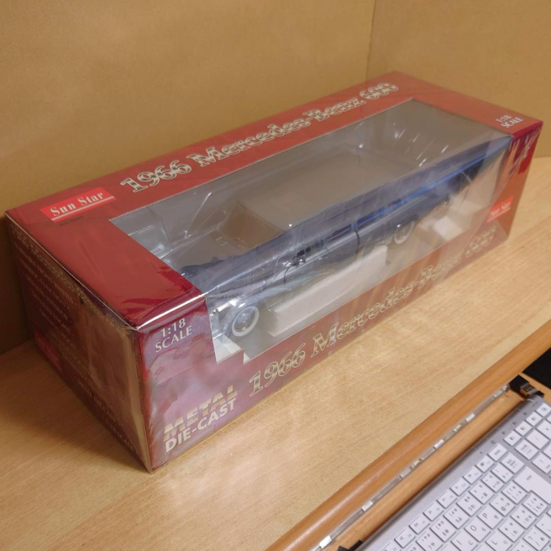 1/18 メルセデスベンツ Mercedes-Benz 600 リムジンミニカー