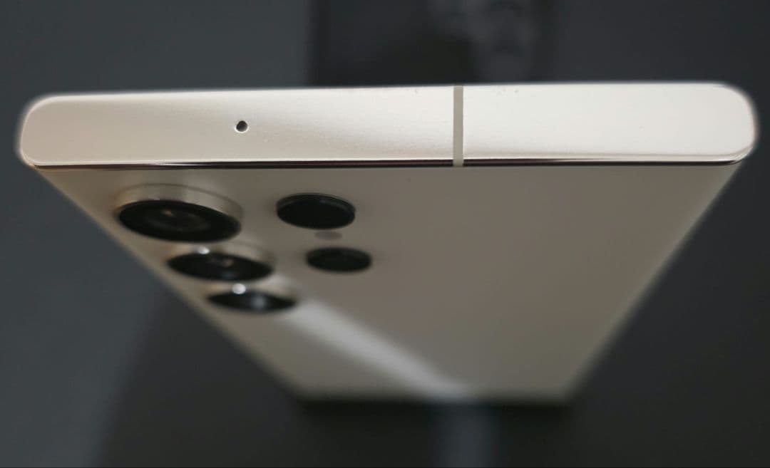 Samsung GalaxyS23Ultra 265G 国内版 au ホワイト