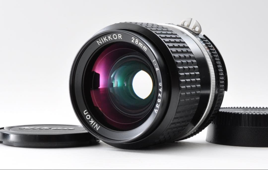 ニコン Nikon Ai-s Nikkor 28mm F2.0 MF Lens
