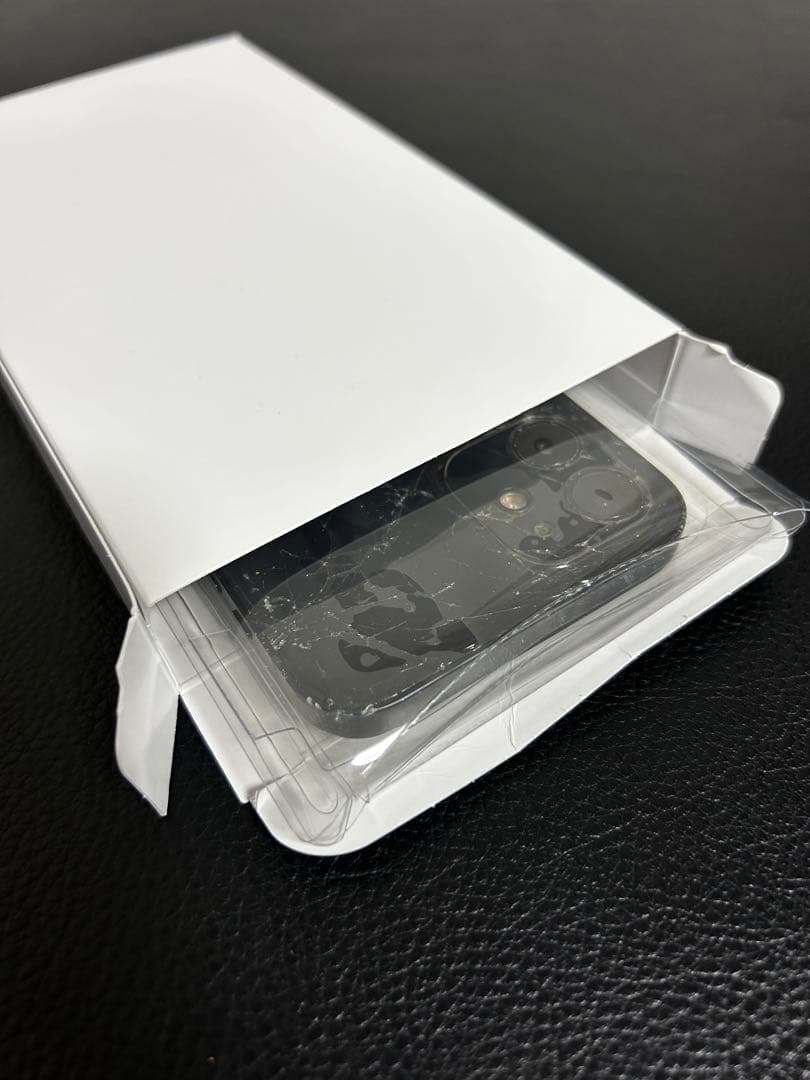 【値下げ要相談】　iPhone12 本体 ヒビあり ブラック 黒　箱入り