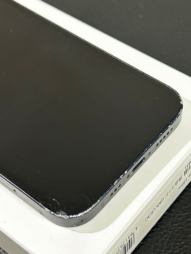 【値下げ要相談】　iPhone12 本体 ヒビあり ブラック 黒　箱入り