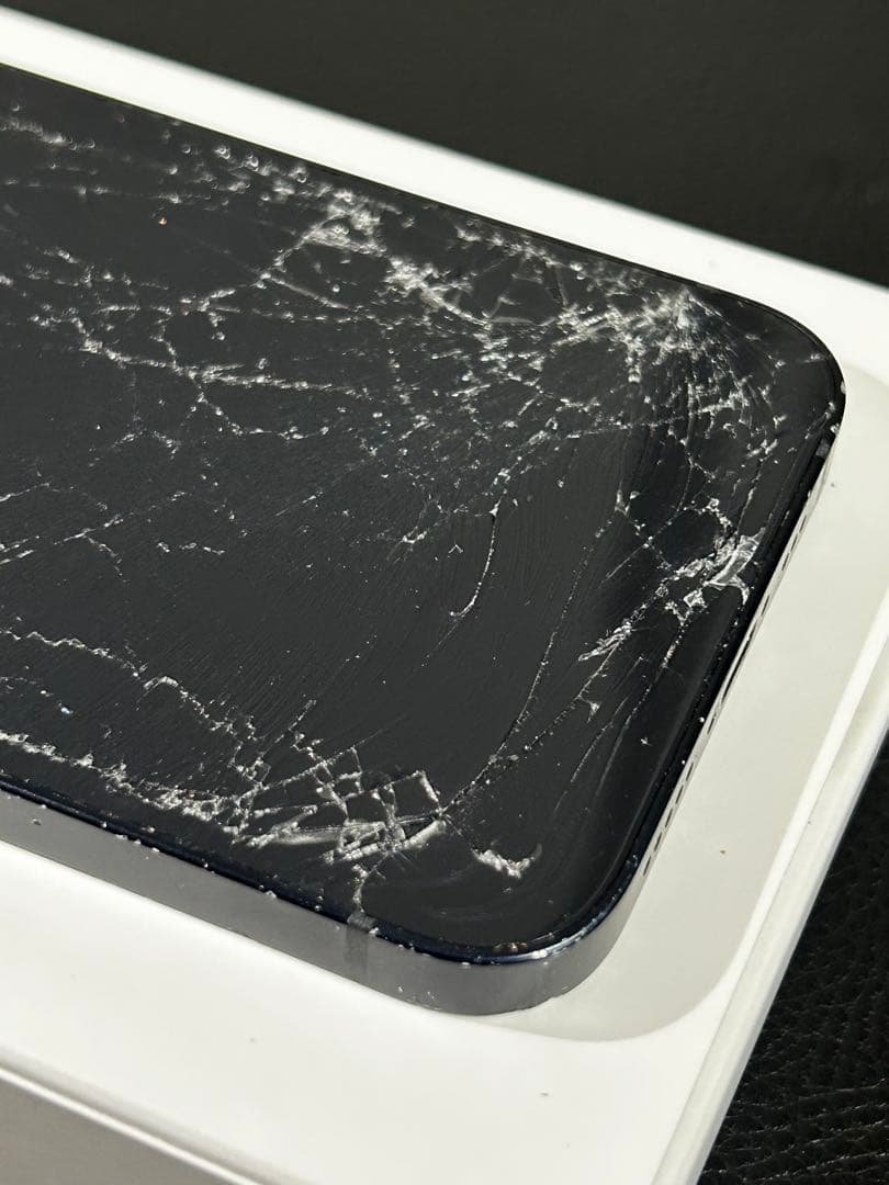 【値下げ要相談】　iPhone12 本体 ヒビあり ブラック 黒　箱入り