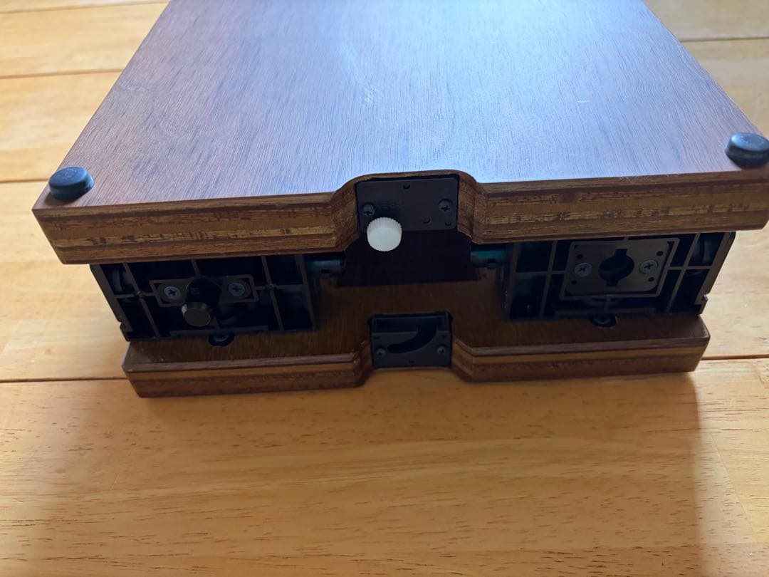 Assist Stool 木製組み立て式スツール