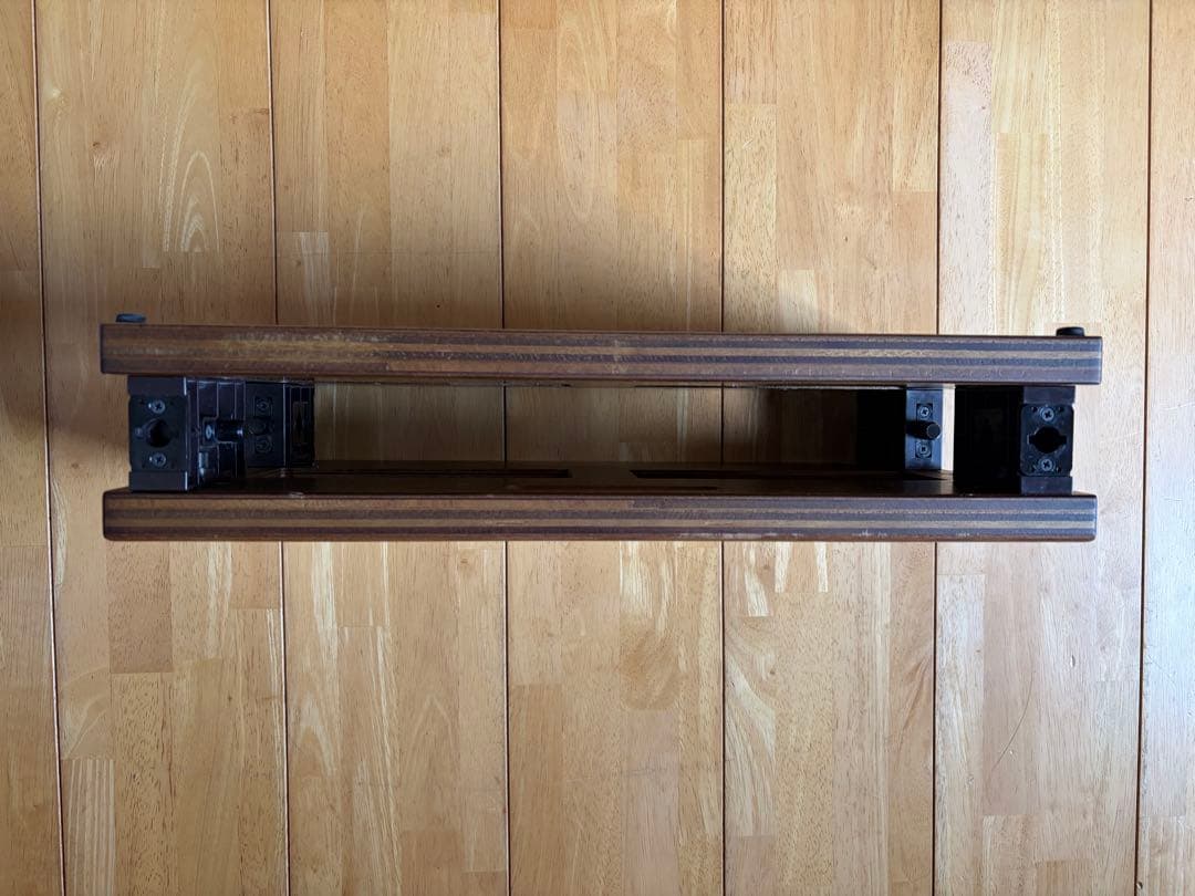 Assist Stool 木製組み立て式スツール