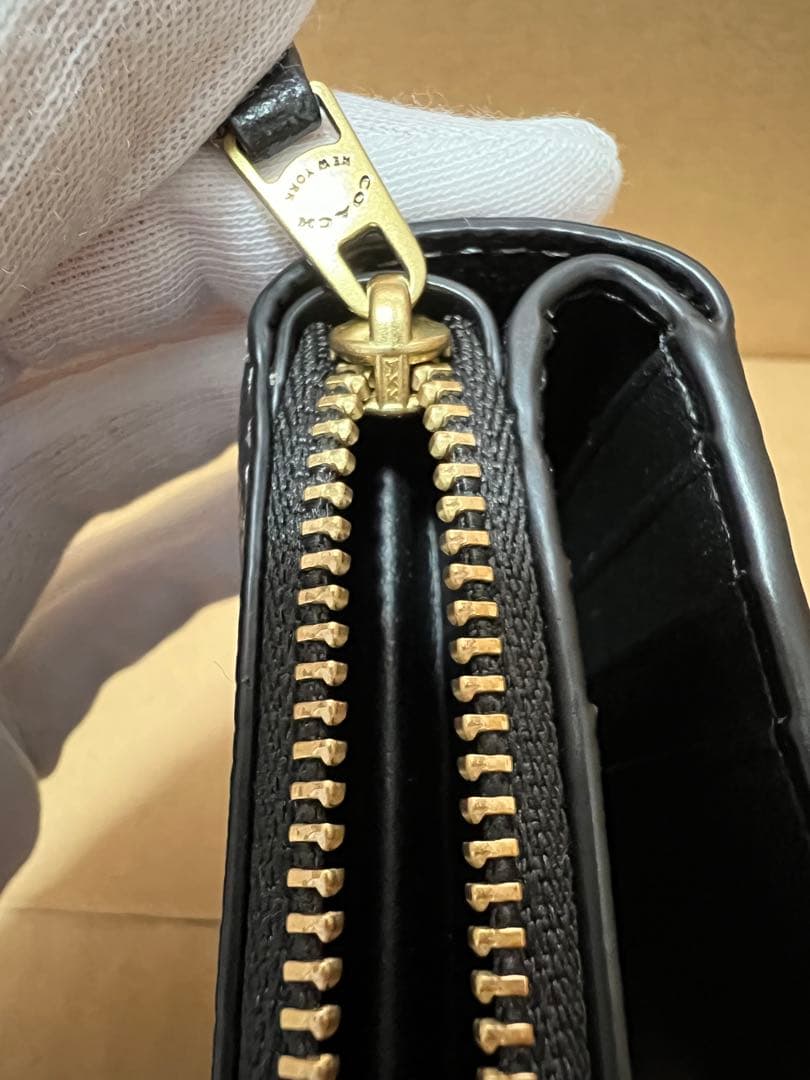 COACH エッセンシャル ビルフォールド ウォレット・レキシー 二つ折り財布