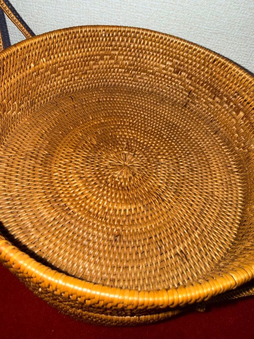 バリ島伝統工芸 ラタン3段バスケット フタ付き ハンドル＆ショルダー付