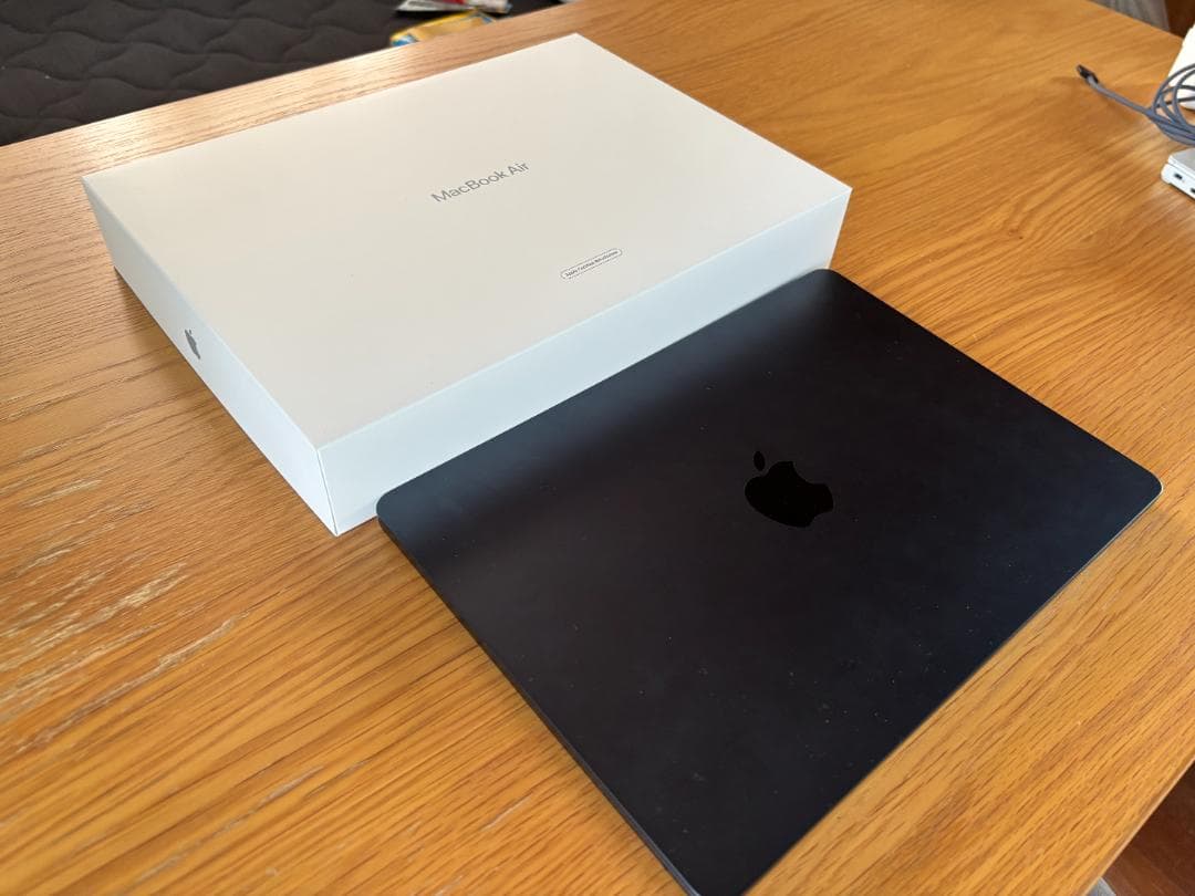 Apple MacBook Air M3 16GB 256GB 13インチ