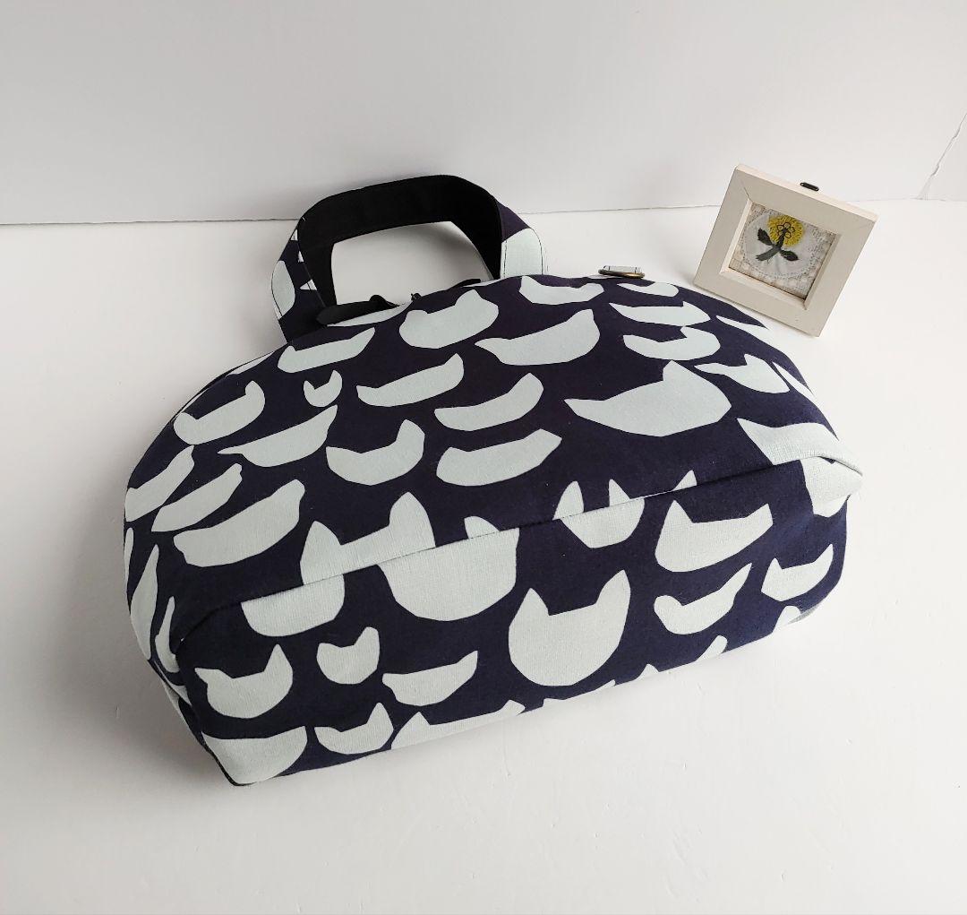 訳あり　ミナペルホネン　anone-anone　まるいファスナーバッグ　ネコ　猫