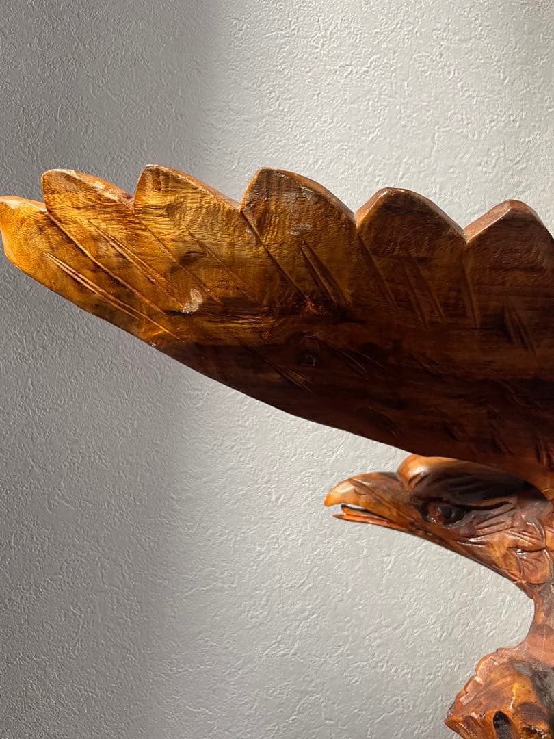 2 木彫り 鷲 置物 一刀彫 彫刻芸術品 ヴィンテージ 民芸品 横幅80cm