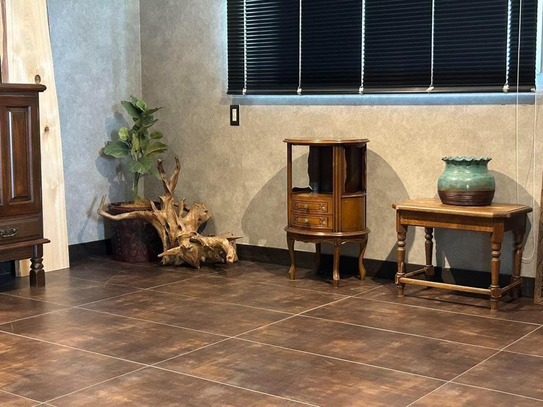 アンティーク　2段チェスト　ラウンドコンソール　クラシック　木彫　猫脚　GZ