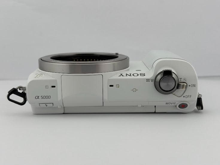 ★美品★ソニー SONY α5000 / レンズキッド★バッテリー、SDカード★