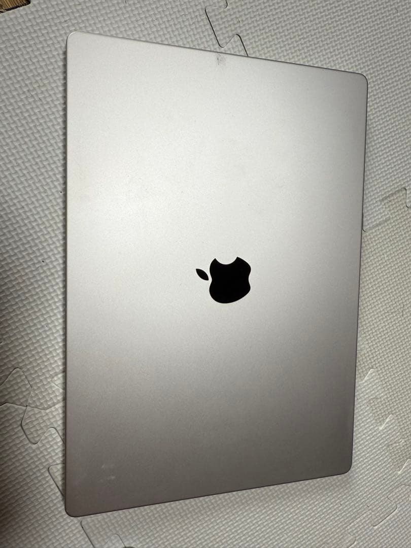 Apple MacBook Pro 16インチ (2021)