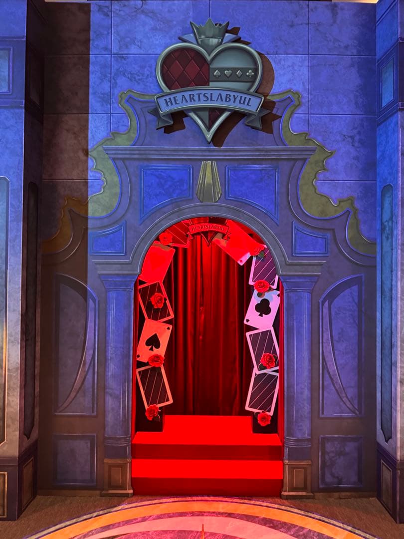 ツイステ　非売品　試写会　クリアファイル　ハーツラビュル　薔薇の花　招待状