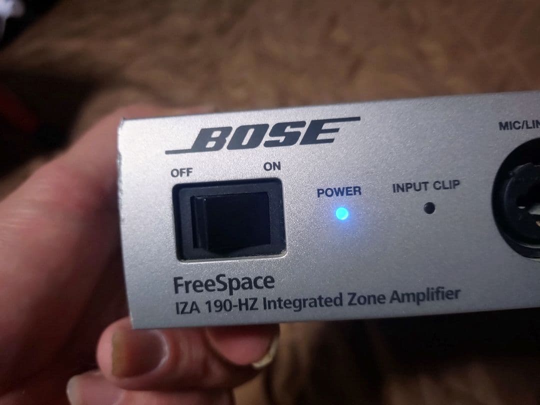 BOSE パワーアンプ　FreeSpace IZA 190-HZ