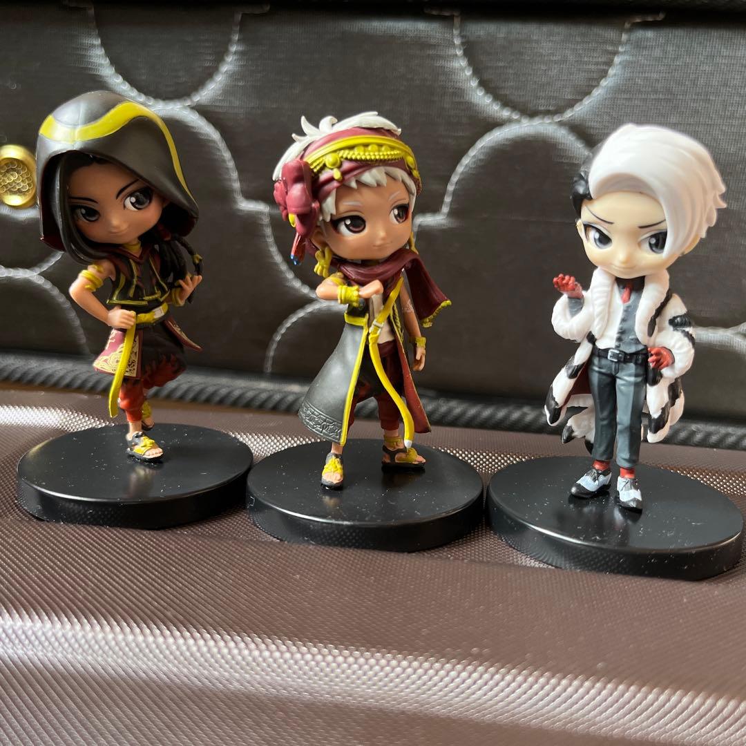 ツイステッドワンダーランド Qposket フィギュア