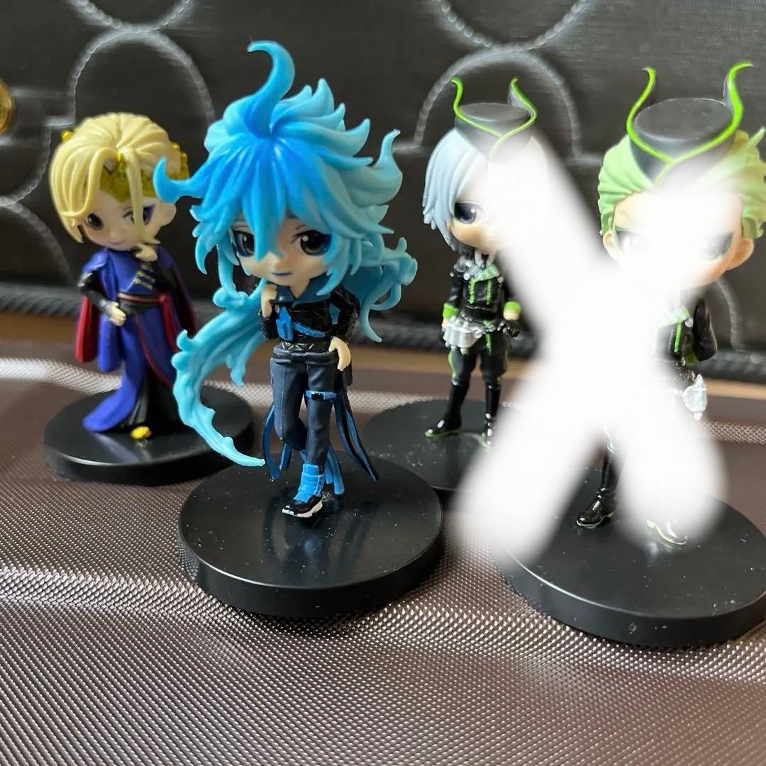 ツイステッドワンダーランド Qposket フィギュア