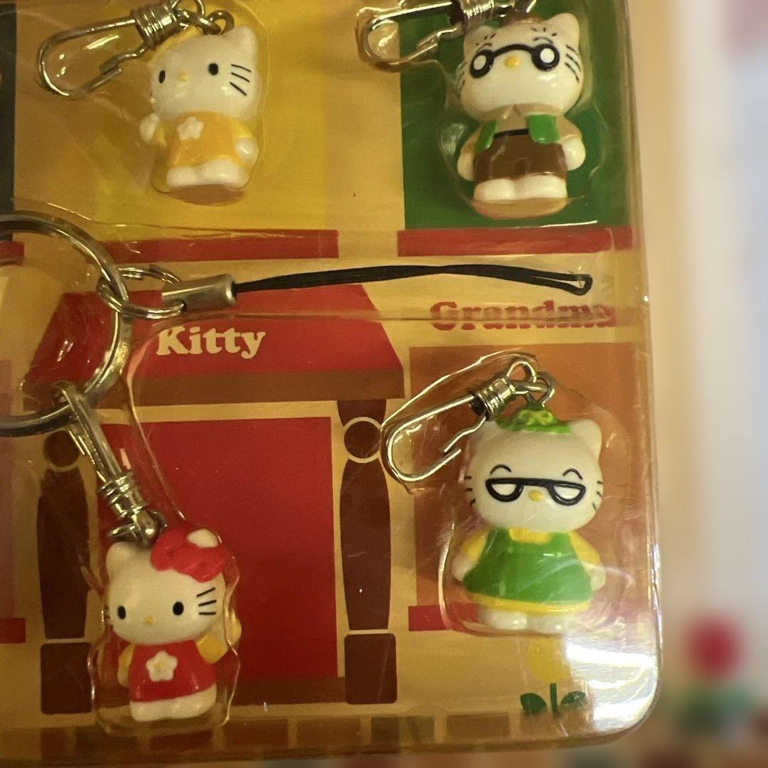 ハローキティ 家族キャラクターキーホルダーセット　 レトロ　希少 2000年製