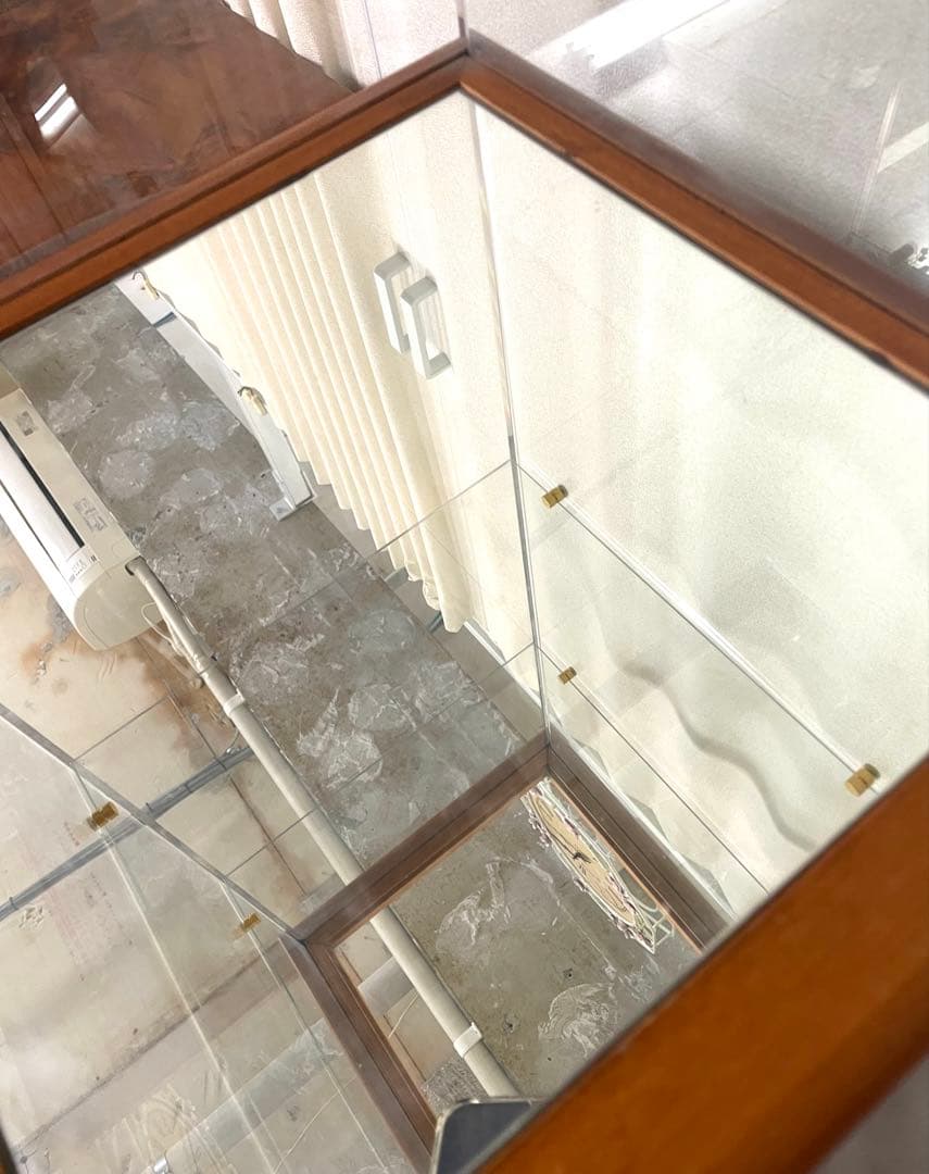 TEMPERATO ガラスショーケース コレクションボード 美品