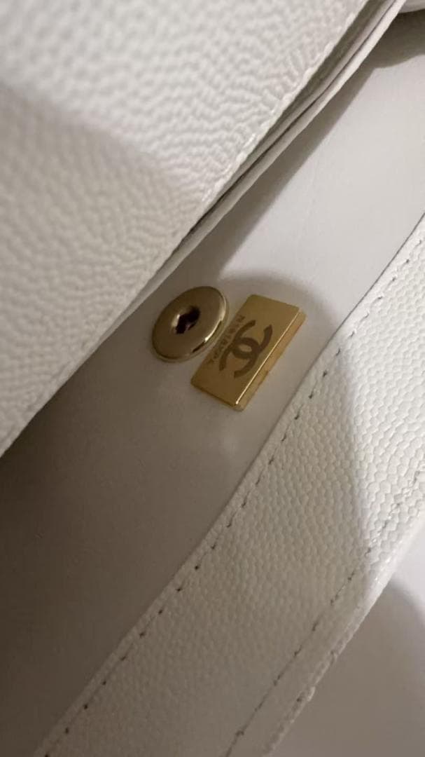 CHĄNEL ホワイト キルティング ハンドバッグ