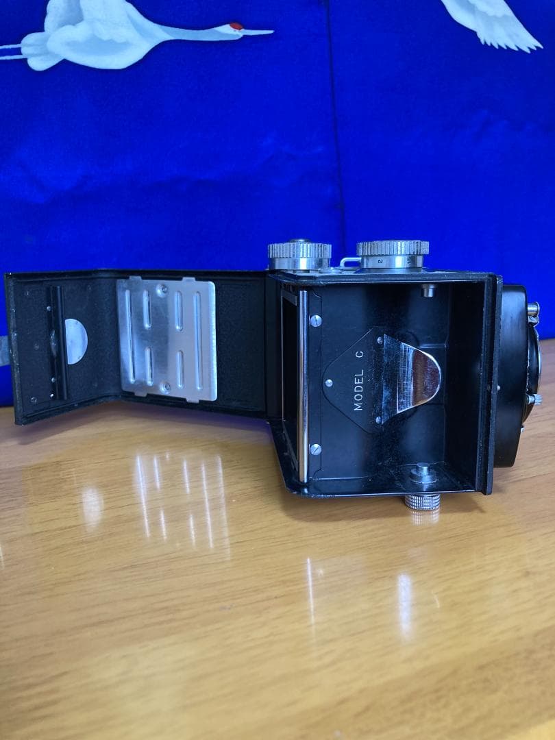 ちょっと楽しい　キラキラ感　YashicaFlex インテリアにも