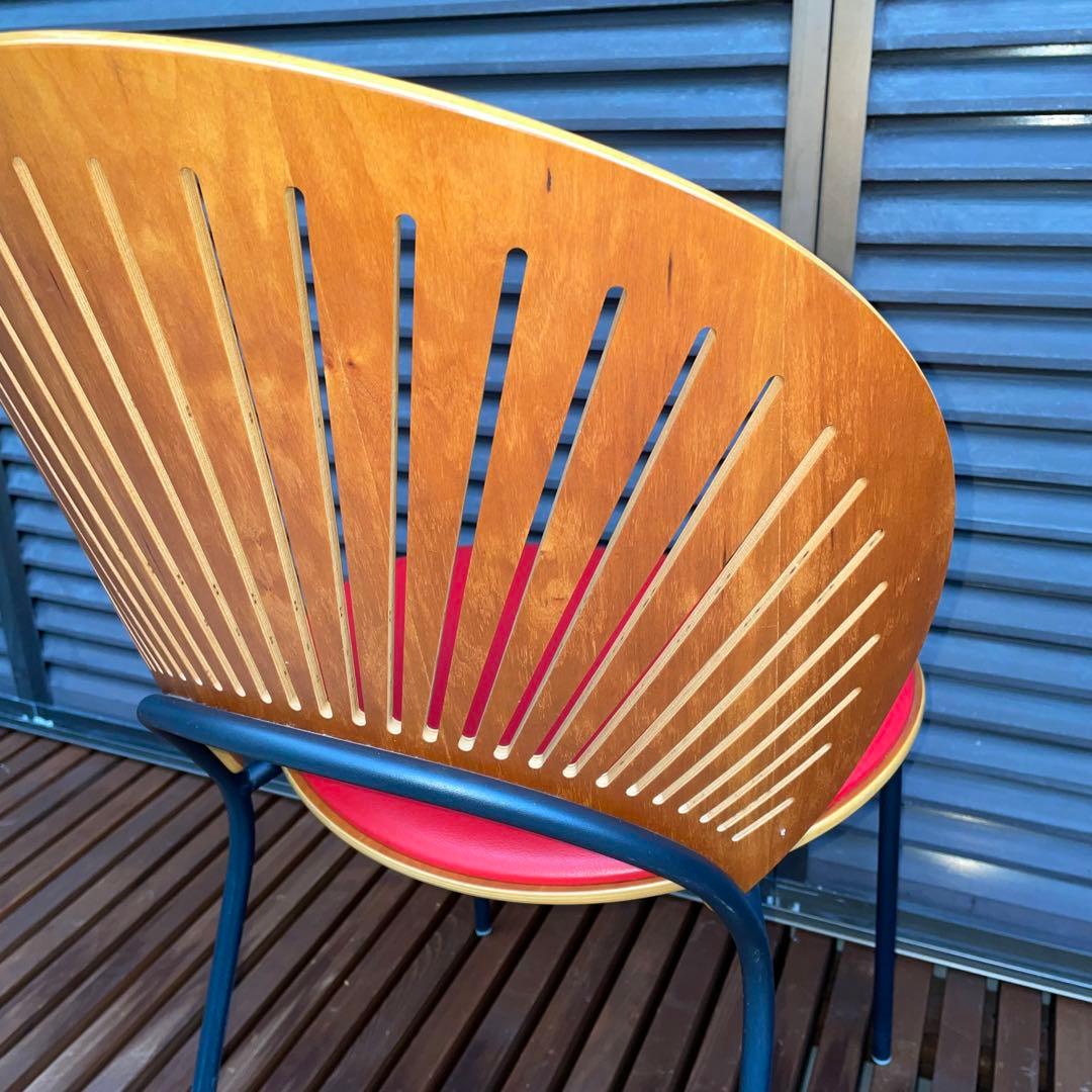 デンマーク　フレデリシア　椅子　ナナディツエル　赤