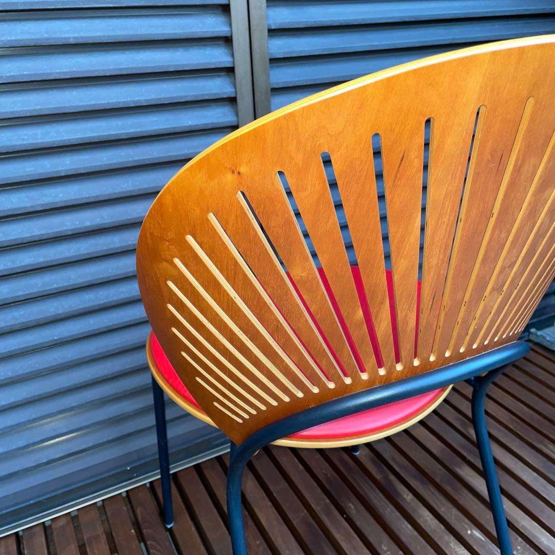 デンマーク　フレデリシア　椅子　ナナディツエル　赤