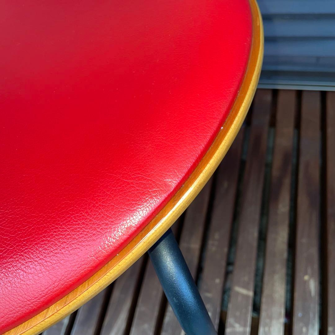 デンマーク　フレデリシア　椅子　ナナディツエル　赤