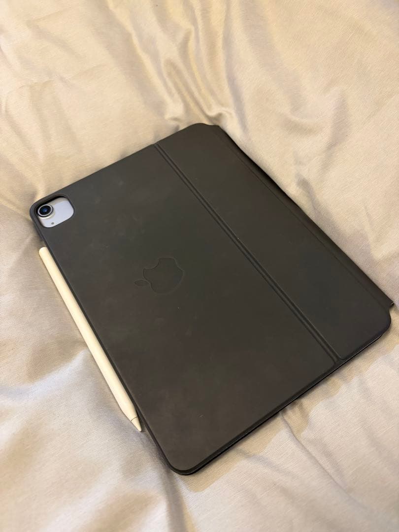 Apple iPad Air 4 Wi-Fi (マジックキーボード付き)