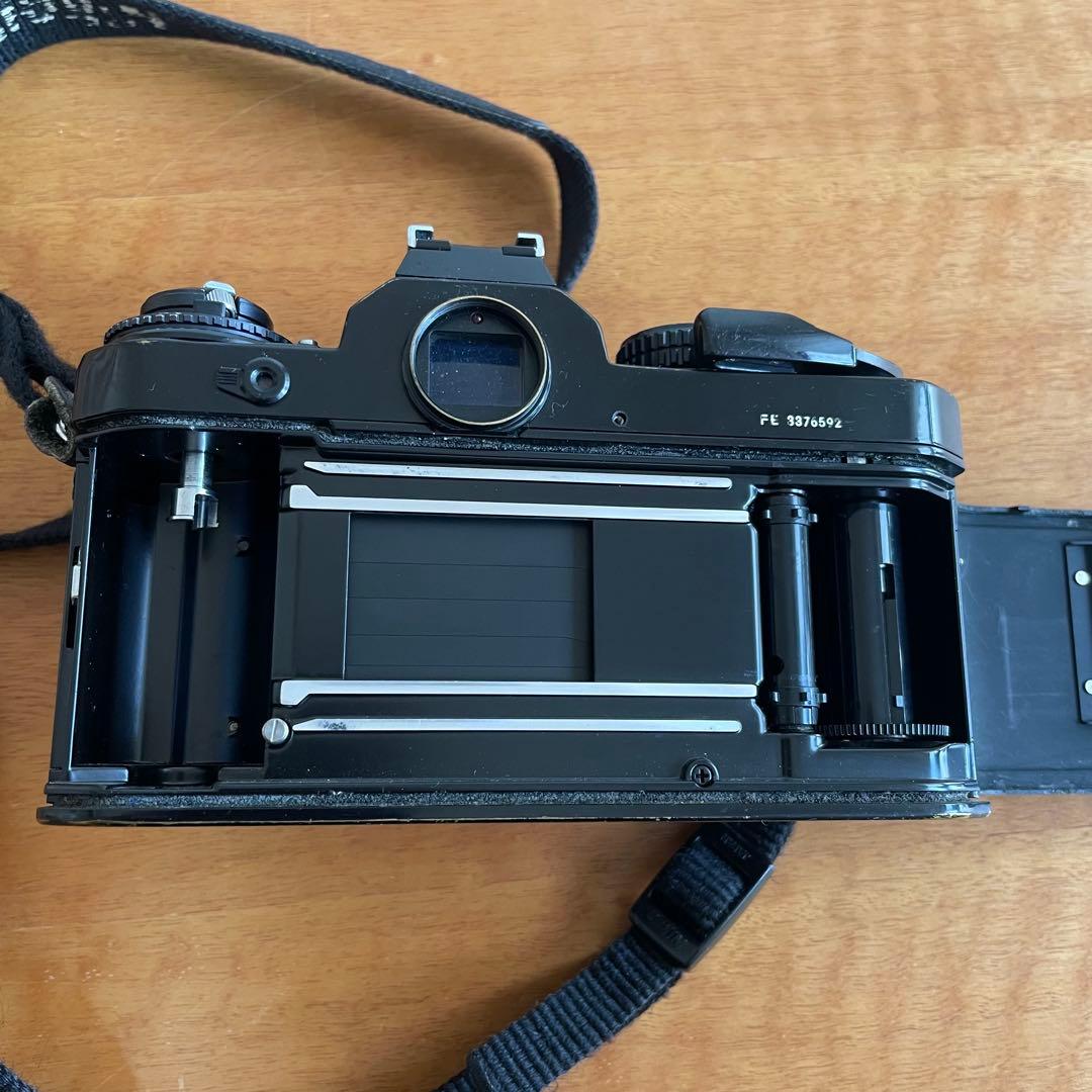 【ジャンク】Nikon FE / Nikon AF 35-70mm F2.8