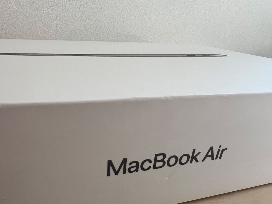 【充放電回数14回】Apple MacBook Air (M1, 2020)