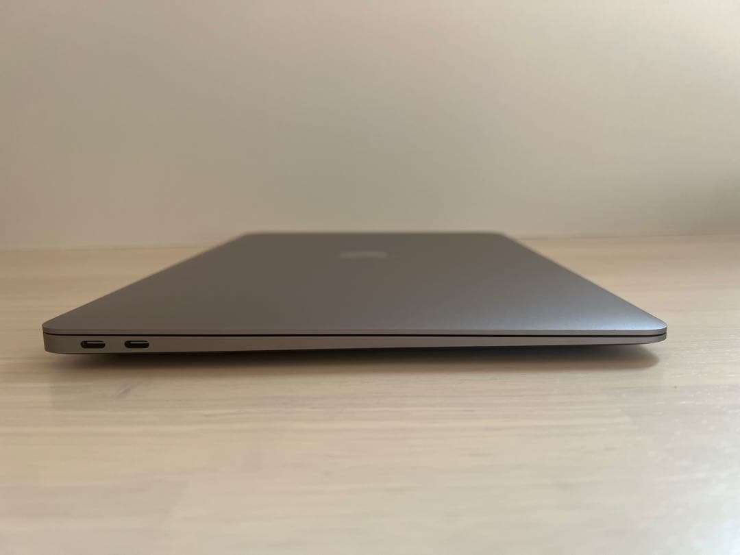 【充放電回数14回】Apple MacBook Air (M1, 2020)