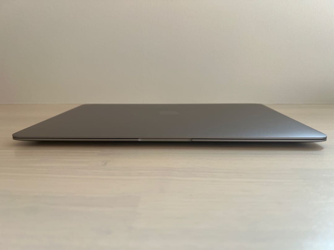 【充放電回数14回】Apple MacBook Air (M1, 2020)