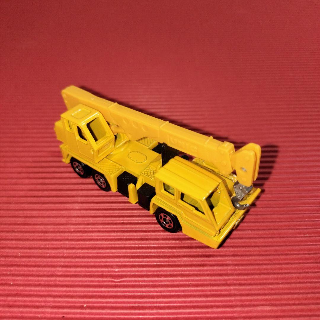 トミカ『UD ユニックトラッククレーン』未開封品