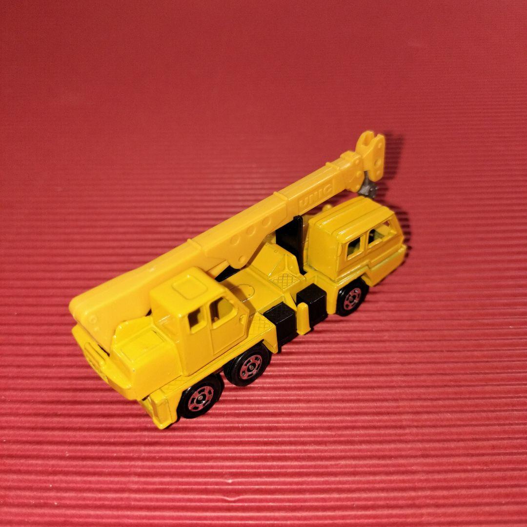 トミカ『UD ユニックトラッククレーン』未開封品