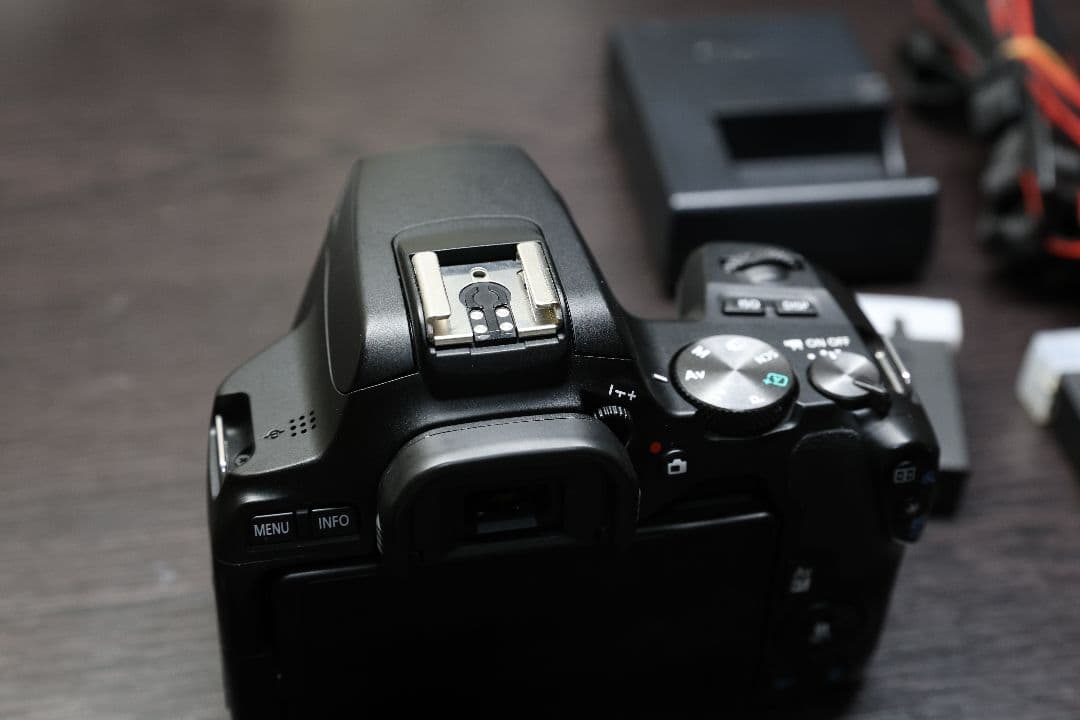 【ポップアップさま専用】Canon EOS kissX10 ボディのみ