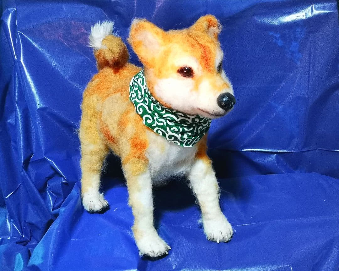 羊毛フェルト犬 オレンジ色 ぬいぐるみ