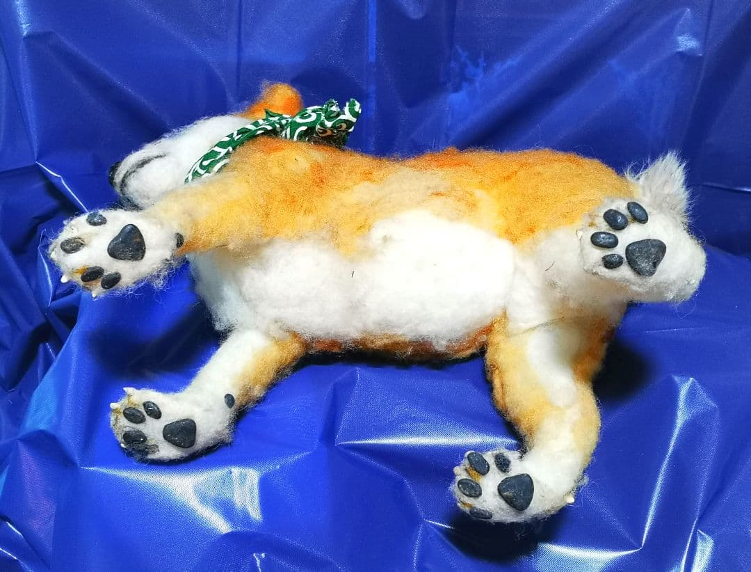 羊毛フェルト犬 オレンジ色 ぬいぐるみ