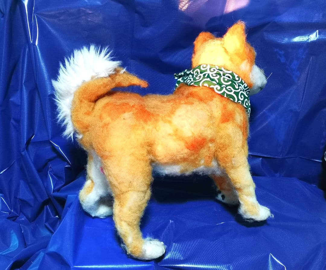 羊毛フェルト犬 オレンジ色 ぬいぐるみ