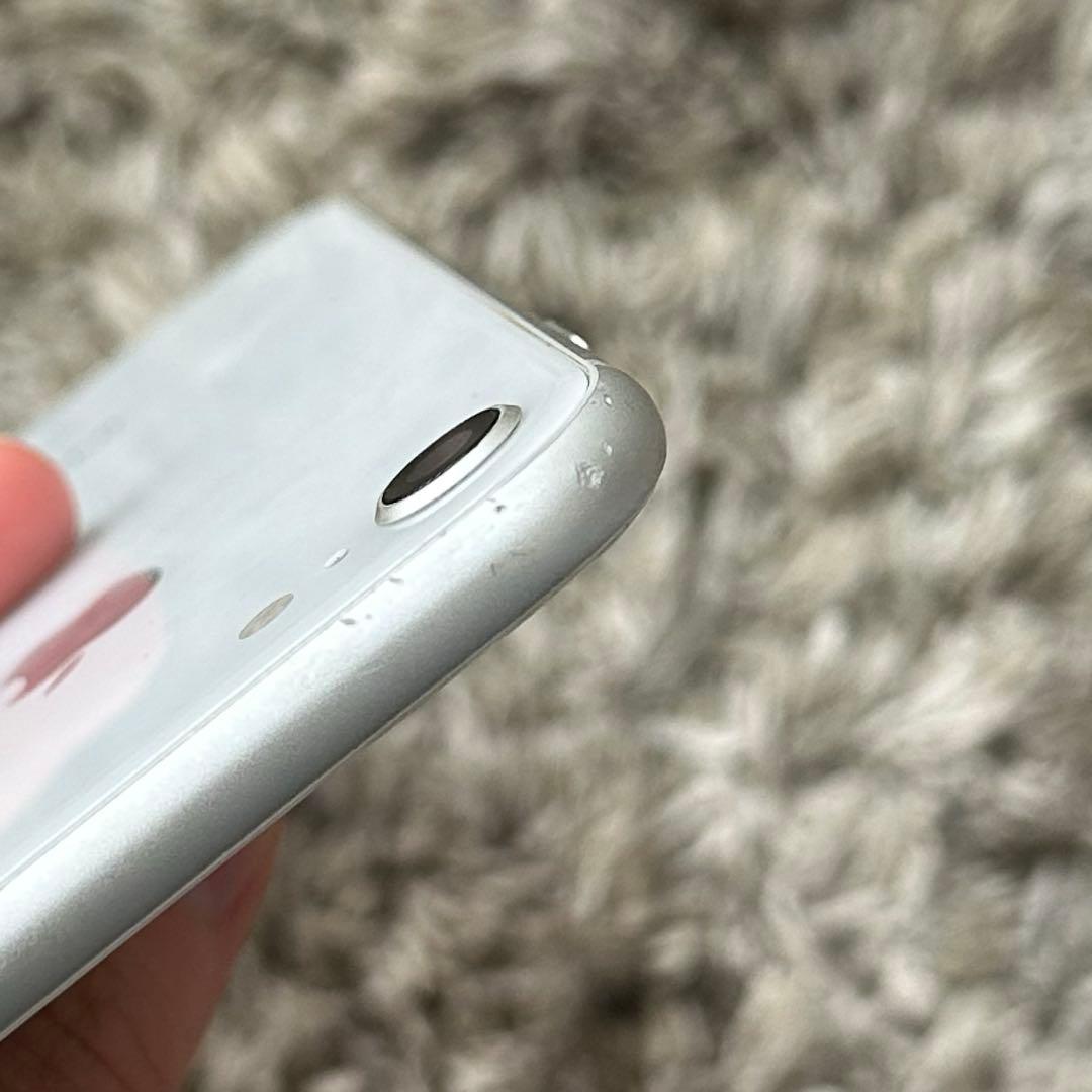 Apple iPhone 8 ホワイト 本体　64GB