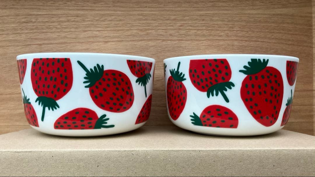 マリメッコ　マンシッカ　レッド　ボウル　2個セット