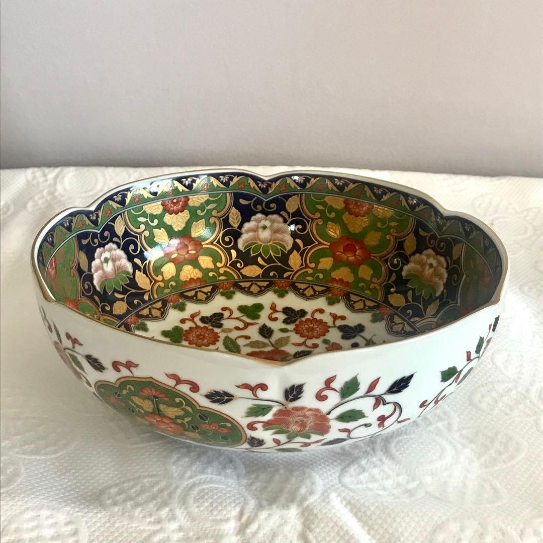 未使用　前畑陶器　庫山窯　美濃焼　藍地金唐草　牡丹　中盛り鉢1個と中平鉢3個