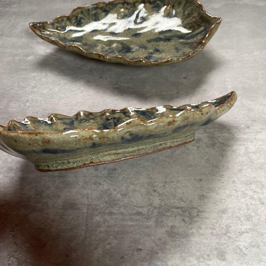 希少　イムサエムさん　葉型皿　２枚　銘々皿　変形皿　未使用または一度使用
