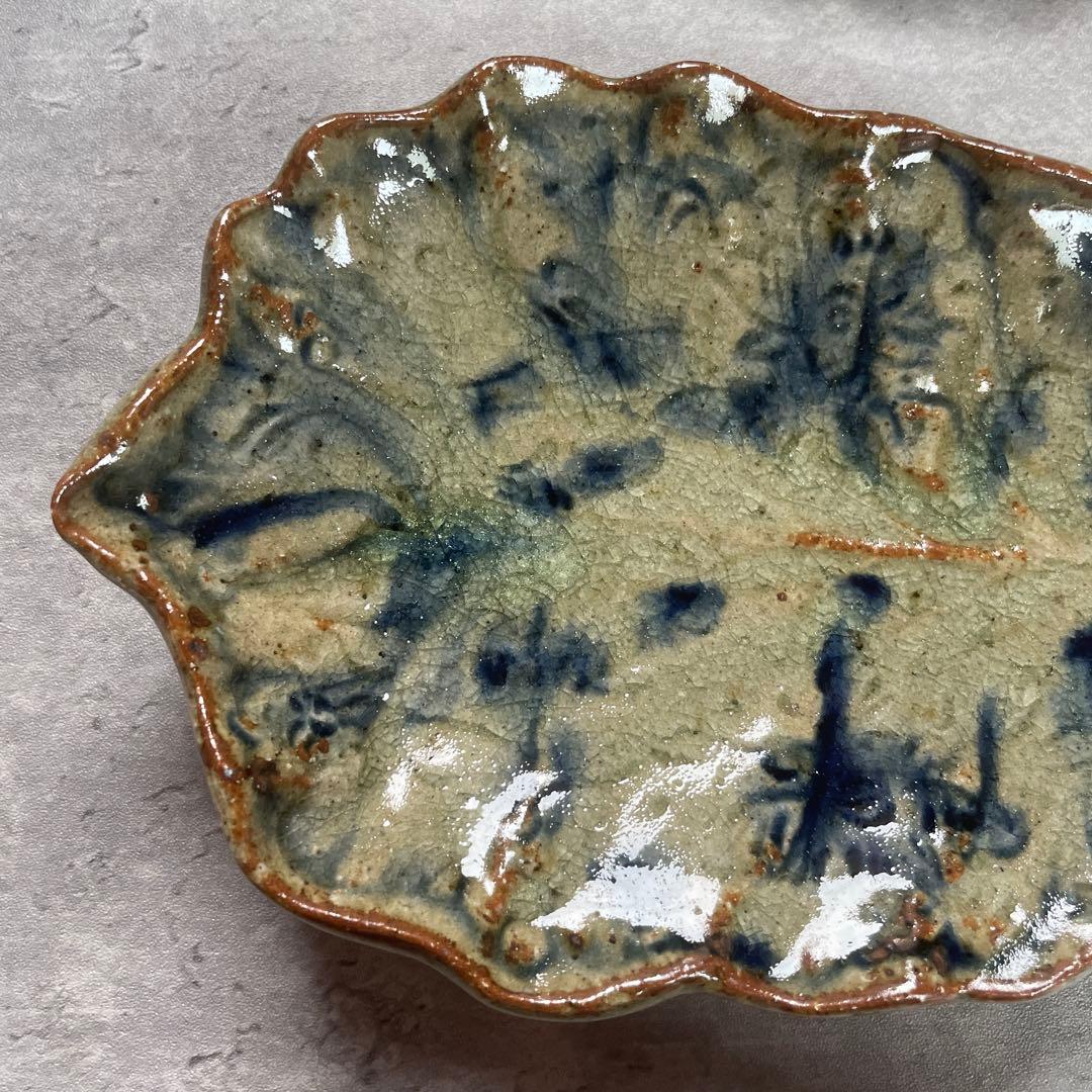 希少　イムサエムさん　葉型皿　２枚　銘々皿　変形皿　未使用または一度使用