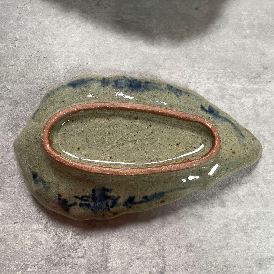 希少　イムサエムさん　葉型皿　２枚　銘々皿　変形皿　未使用または一度使用