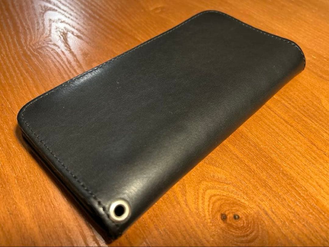 ミントコンディション★HTC★スタッズ長財布