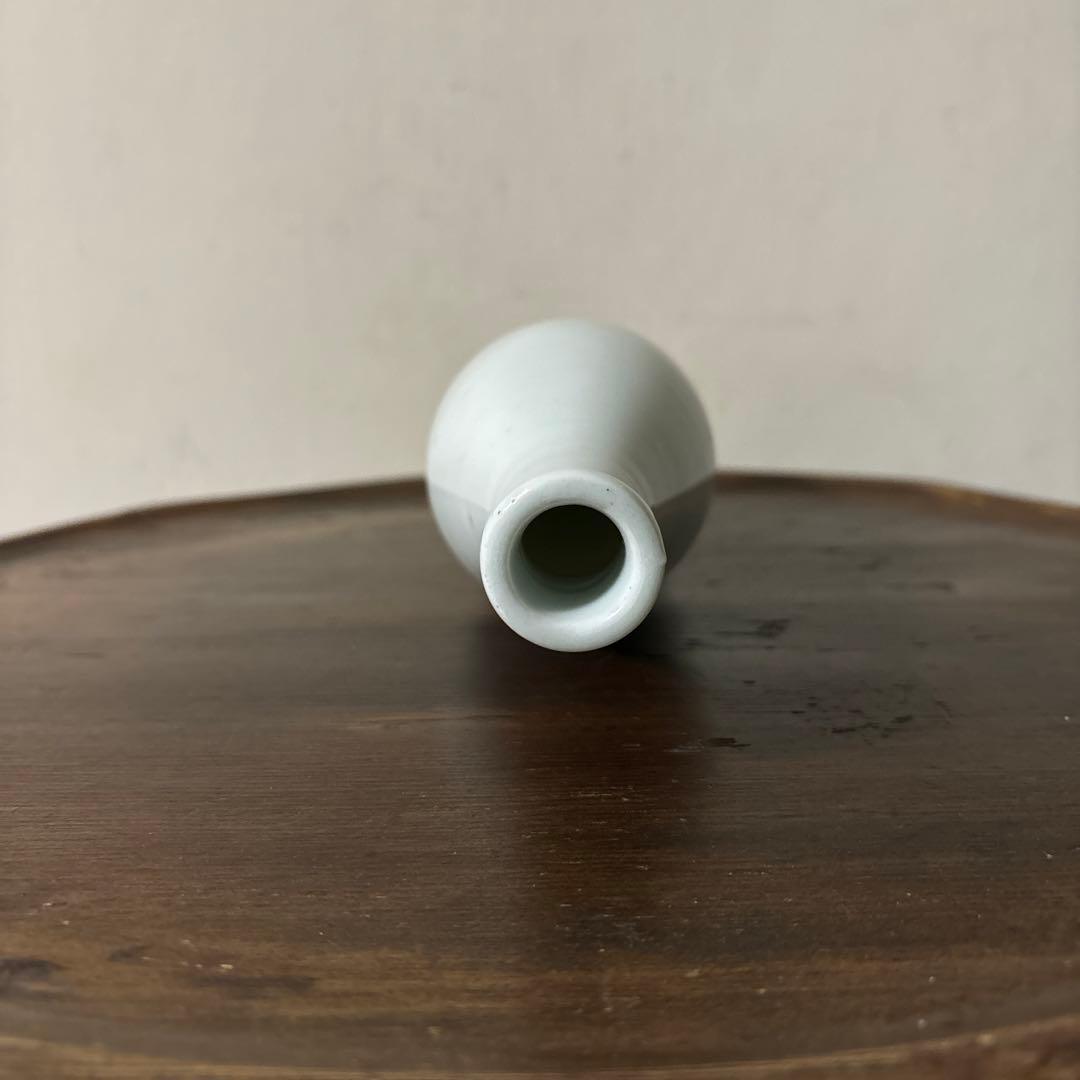 白磁ボトル　舎密局所縁　明治　平佐　波佐見　伊万里　瀬戸　李朝　花器　白洲正子