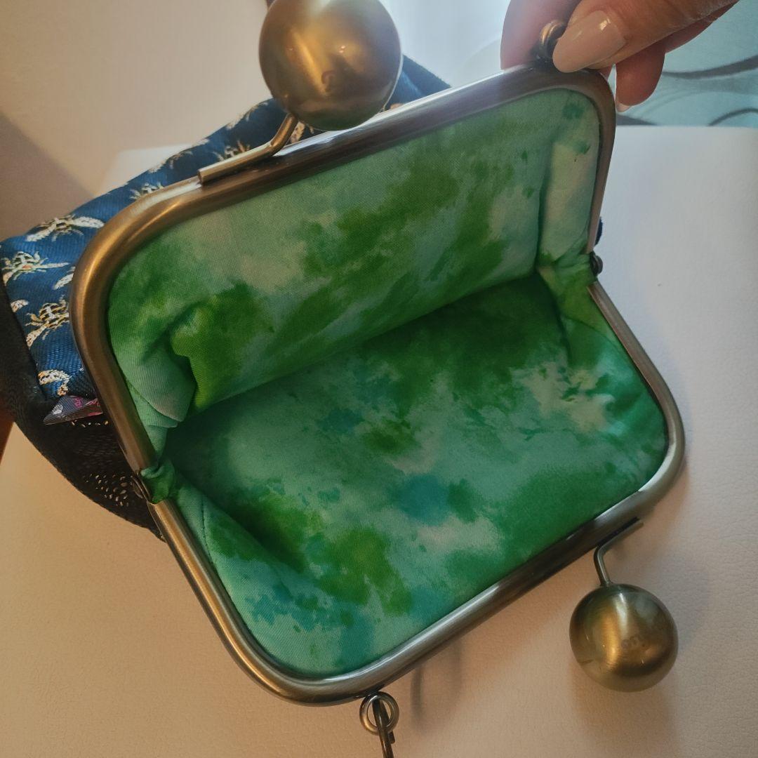 ミツバチ柄がま口バッグ（ストラップなし）