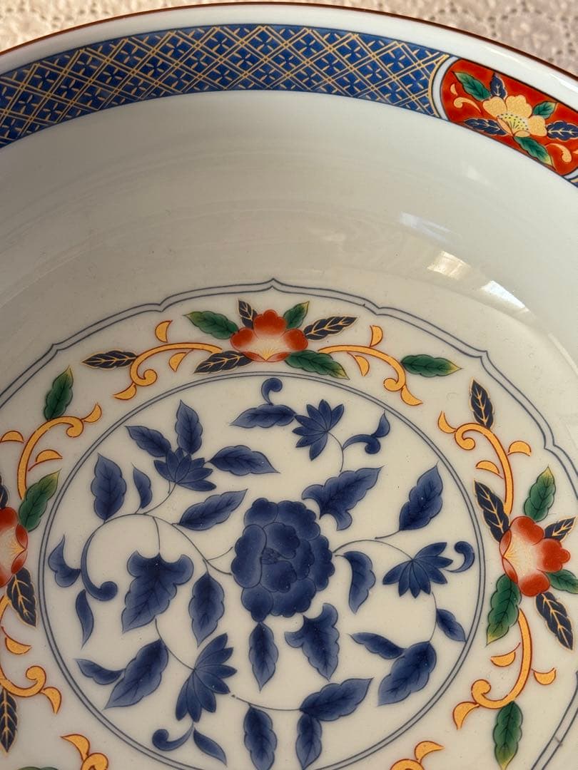 陶器製　大鉢2個　青彩牡丹　花柄