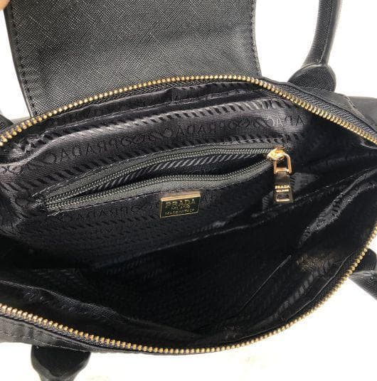 PRADA ショルダーバッグ*21cm